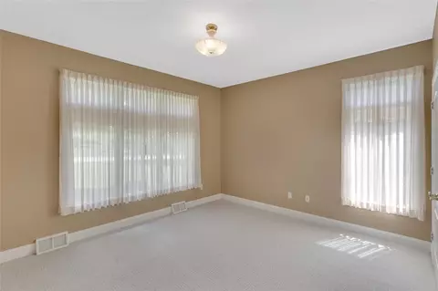Bedroom - 9731 Harmony Dr, Pittsburgh, PA 15237 photo 2 of 2