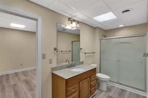 Bath - 9731 Harmony Dr, Pittsburgh, PA 15237 photo 6 of 6