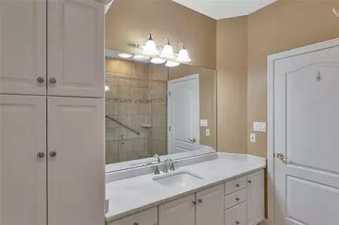Bath - 9731 Harmony Dr, Pittsburgh, PA 15237 photo 1 of 6