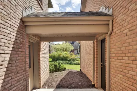 Exterior - 9731 Harmony Dr, Pittsburgh, PA 15237 photo 10 of 11