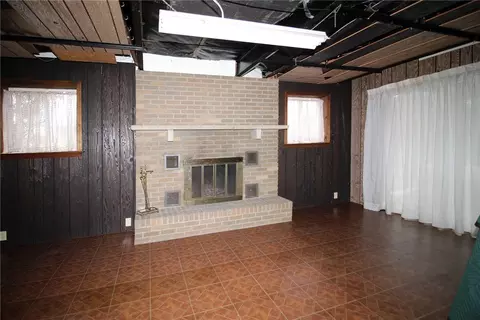 Living - 478 Cecil Henderson Rd, Cecil, PA 15321 photo 3 of 3