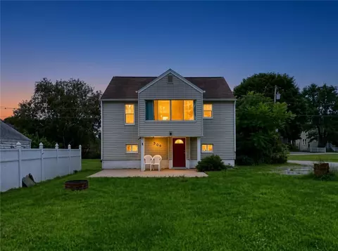 509 Deemer Ave, Ellwood City, PA 16117