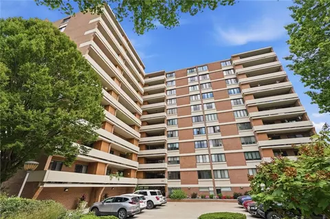 220 N Dithridge #306, Pittsburgh, PA 15213