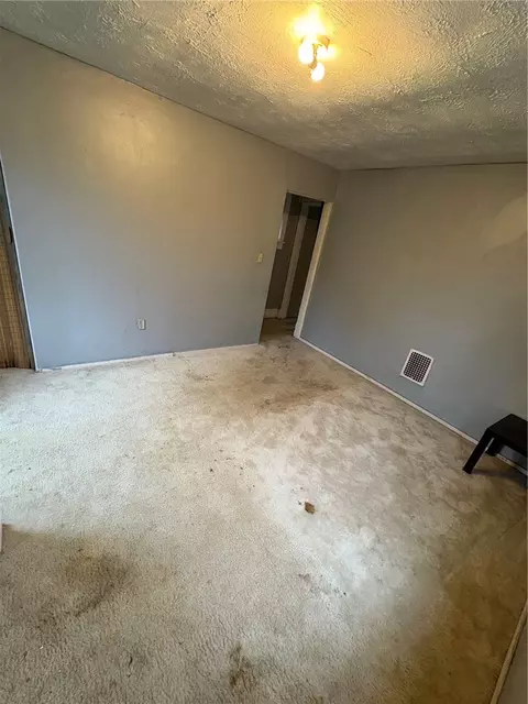 Bedroom - 907 Walnut St, Braddock, PA 15104 photo 6 of 7