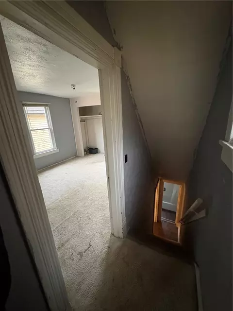 Entry Way - 907 Walnut St, Braddock, PA 15104 photo 1 of 1