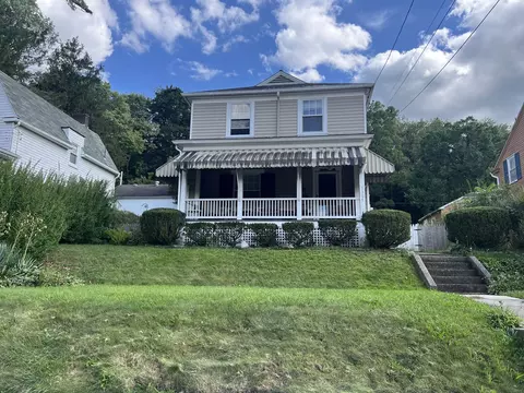 1309 Wade St, Aliquippa, PA 15001