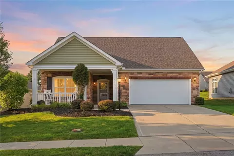 211 Bridle Ln, Washington, PA 15301