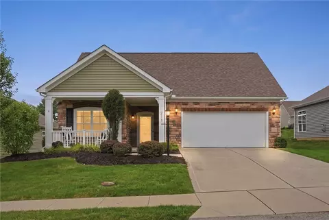 211 Bridle Ln, Washington, PA 15301