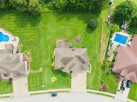 View/Area - 760 Westminster Dr, Irwin, PA 15642 photo 2 of 3