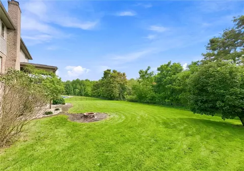 Exterior - 760 Westminster Dr, Irwin, PA 15642 photo 5 of 6
