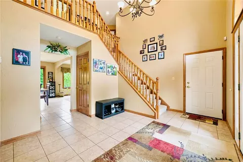 Entry Way - 760 Westminster Dr, Irwin, PA 15642 photo 1 of 2