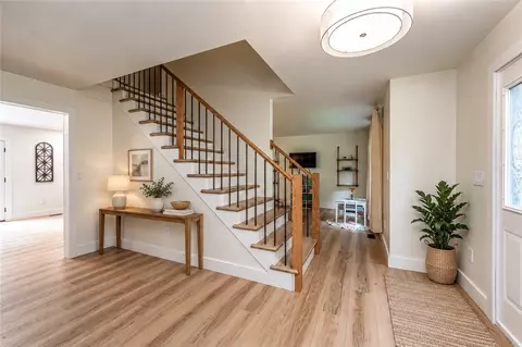 Entry Way - 328 Comstock Dr, Irwin, PA 15642 photo 1 of 1