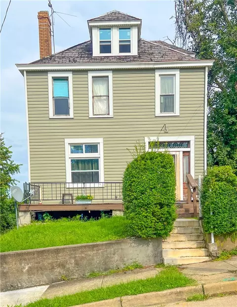 408 Oneida St, Monessen, PA 15062