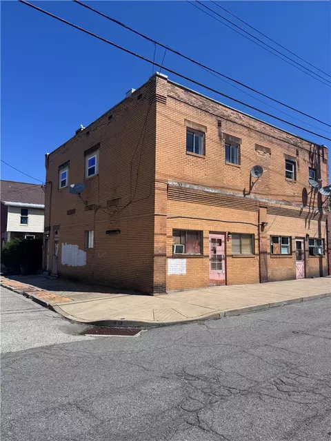 322-324 Atlantic Ave, Mckeesport, PA 15132