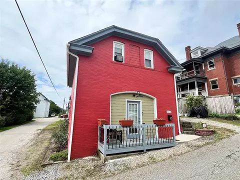 154 12 W Greene St, Waynesburg, PA 15370