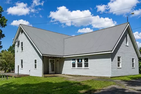 890 Campbell Run Rd, Ford City, PA 16226