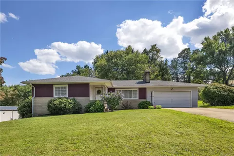 1821 Lovi Rd, Freedom, PA 15042