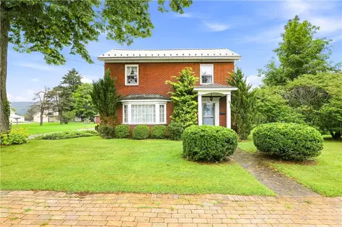 214 Beachley St, Meyersdale, PA 15552