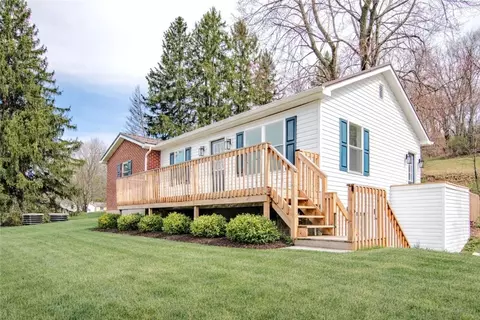 582 Oneida Valley Rd, Butler, PA 16001