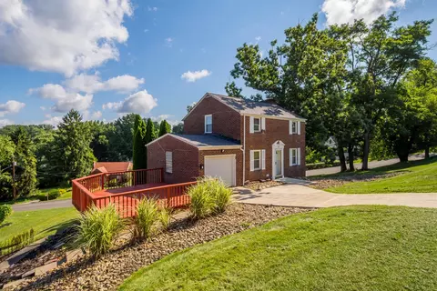 225 Cambridge, Bethel Park, PA 15102