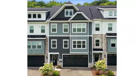 128 Rainier Ln, Wexford, PA 15090