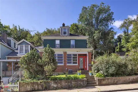 2802 Salisbury St, Pittsburgh, PA 15210