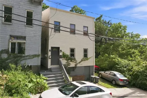 104 Solar St, Pittsburgh, PA 15212