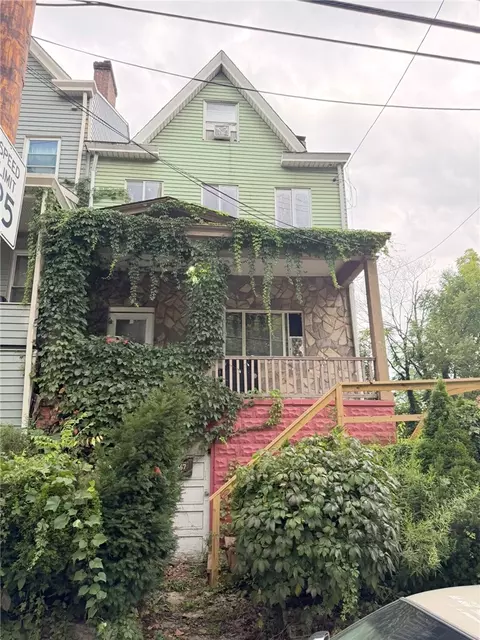 2667 Brighton Rd, Pittsburgh, PA 15212
