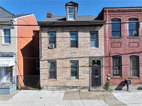 1032 Peralta St, Pittsburgh, PA 15212