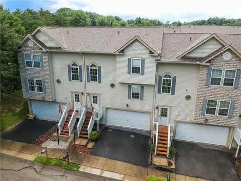 304 Pine Valley Dr, Imperial, PA 15126