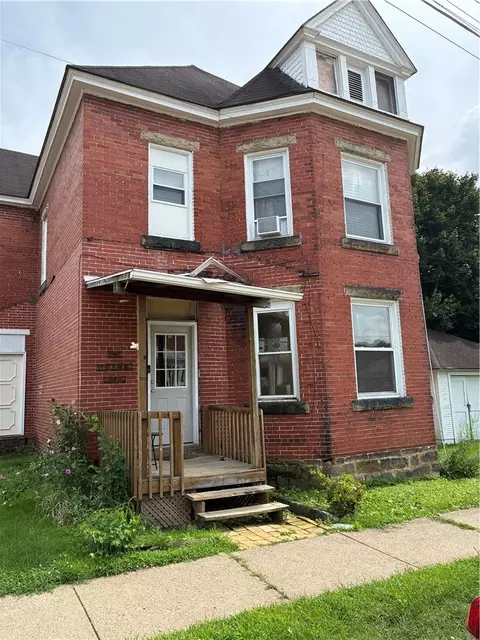 498 E High St, Kittanning, PA 16201