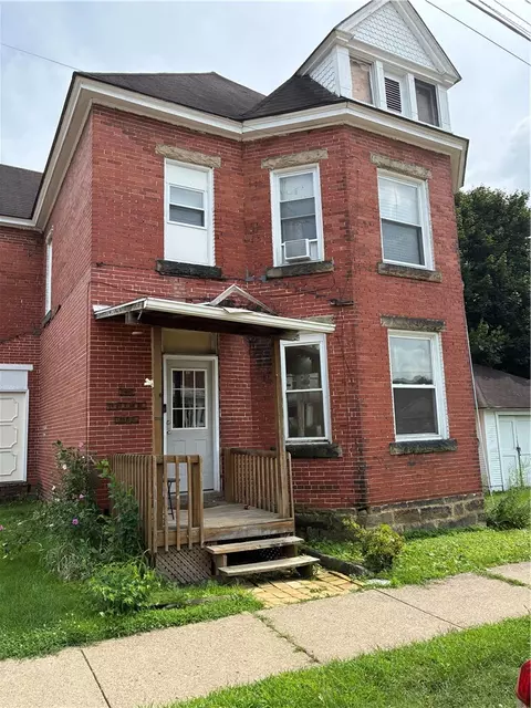 498 E High St, Kittanning, PA 16201