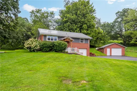 Exterior - 212 Brownlee Rd, Eighty Four, PA 15330 photo 3 of 13