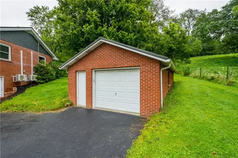 Exterior - 212 Brownlee Rd, Eighty Four, PA 15330 photo 5 of 13