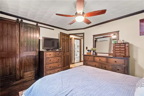 Bedroom - 212 Brownlee Rd, Eighty Four, PA 15330 photo 4 of 4