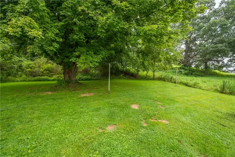 Exterior - 212 Brownlee Rd, Eighty Four, PA 15330 photo 13 of 13