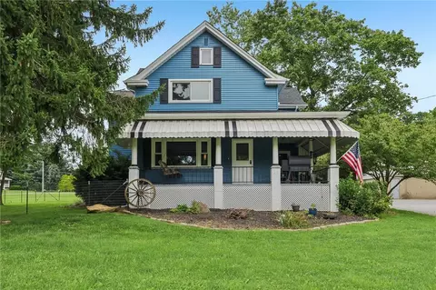 401 Winfield Rd, Cabot, PA 16023