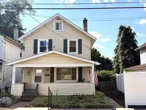 818 Cleveland Ave, Brackenridge, PA 15014