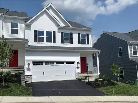1006 Madisyn Ln, Valencia, PA 16059