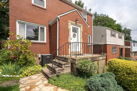 3936 Meadowbrook, Pittsburgh, PA 15227