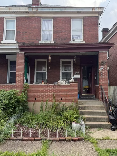 2014 Wayne St, Pittsburgh, PA 15218