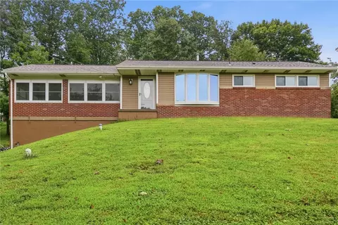 130 Mcguire St, New Brighton, PA 15066