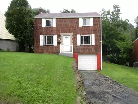 3020 Hebron Dr, Pittsburgh, PA 15235
