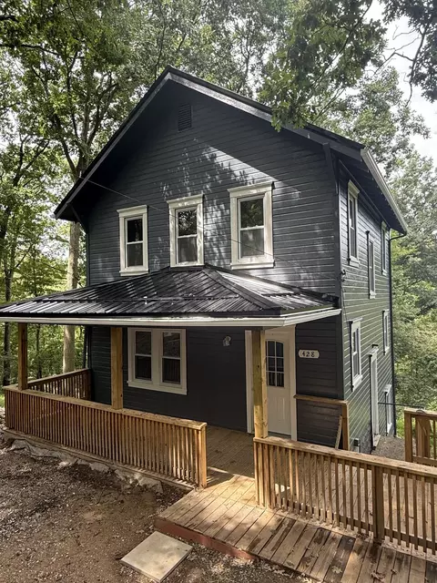 428 W Ingomar, Pittsburgh, PA 15237