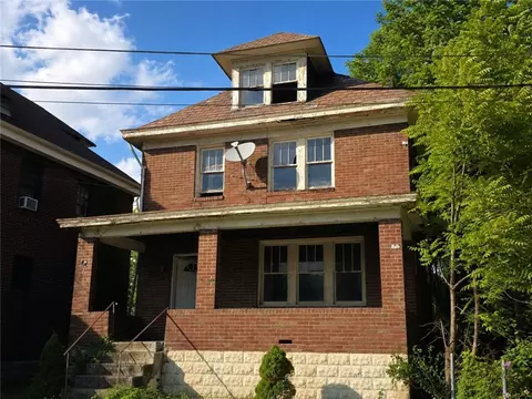 821 Woodworth Ave, Pittsburgh, PA 15221