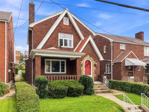 1135 Premier St, Pittsburgh, PA 15201