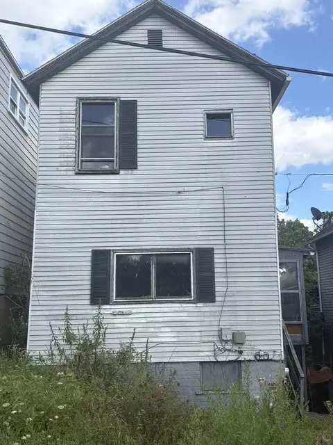 3012 Cronemeyer St, Mckeesport, PA 15132