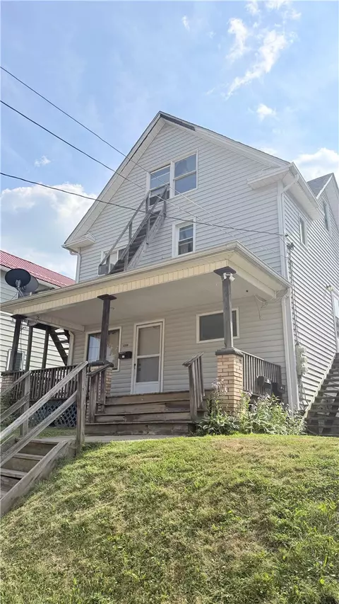 1220 Randolph St, New Castle, PA 16101