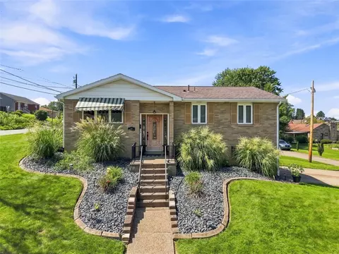 1011 Maryland Ave, Jeannette, PA 15644