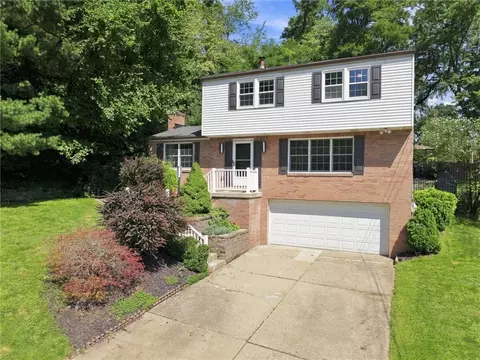 108 Valiant Dr, Pittsburgh, PA 15235